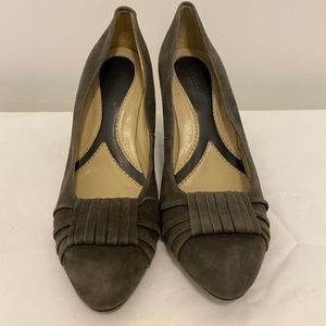 Grey suede heels, size 5